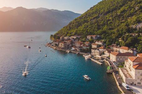 Perast and Our Lady of the Rocks - 2h